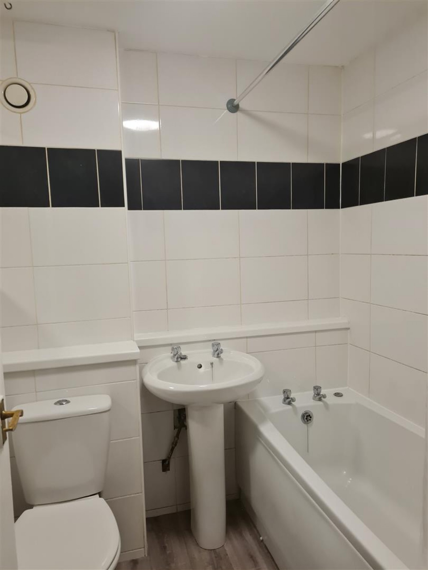 Images for 260 Main Street, Rutherglen EAID:hoveparklettingsapi BID:1